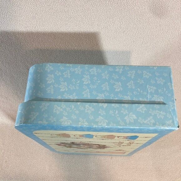 Vintage Shabby Chic "La Mode Parisien" Decor Storage Suitcase Paper Cottagecore - Picture 3 of 11